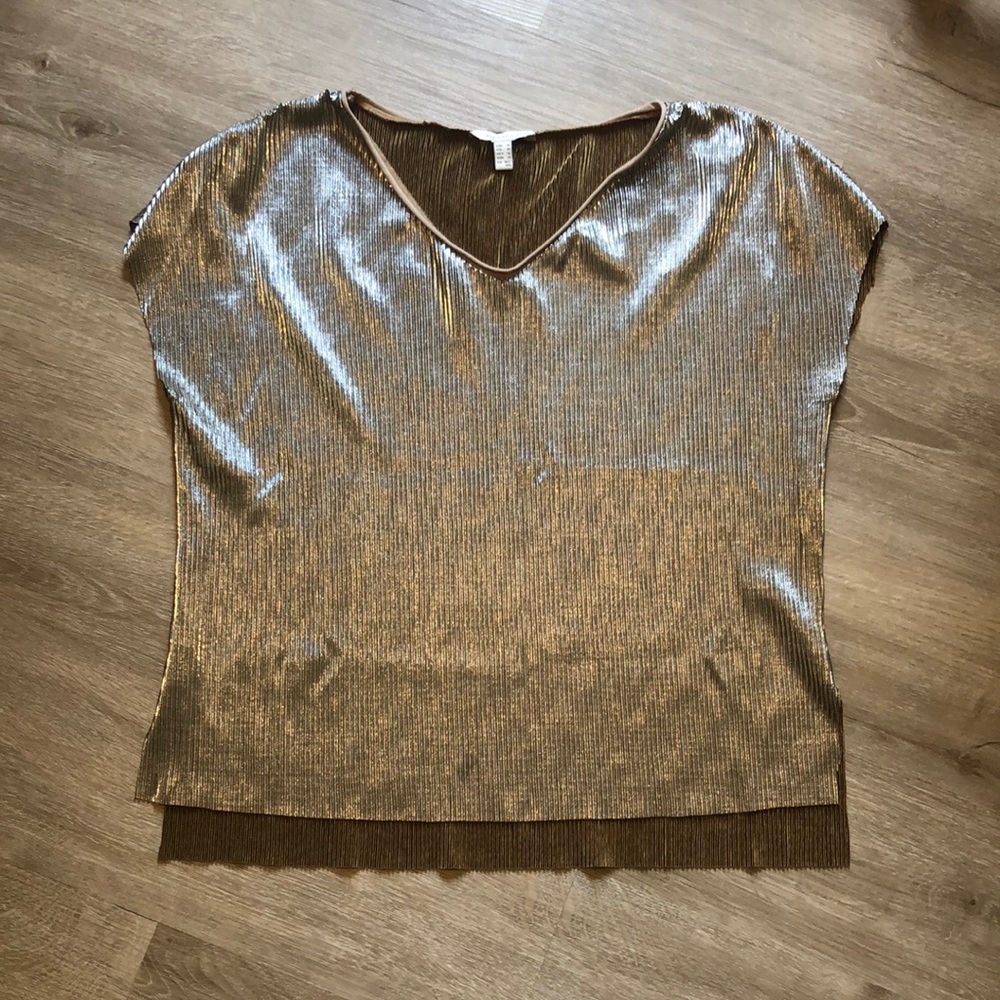 Springfield Gold V-neck Top